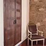 Palacio De Angulo Casa Histórica En El Centro De