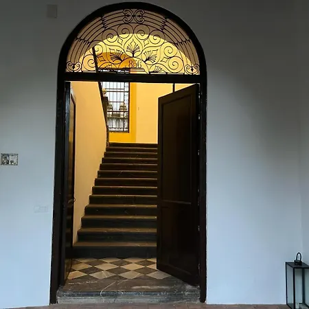Palacio De Angulo Casa Histórica En El Centro De Córdoba
