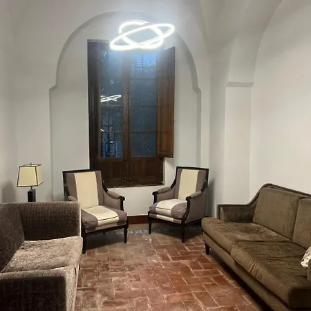 Palacio De Angulo Casa Historica En El Centro De * Cordoba